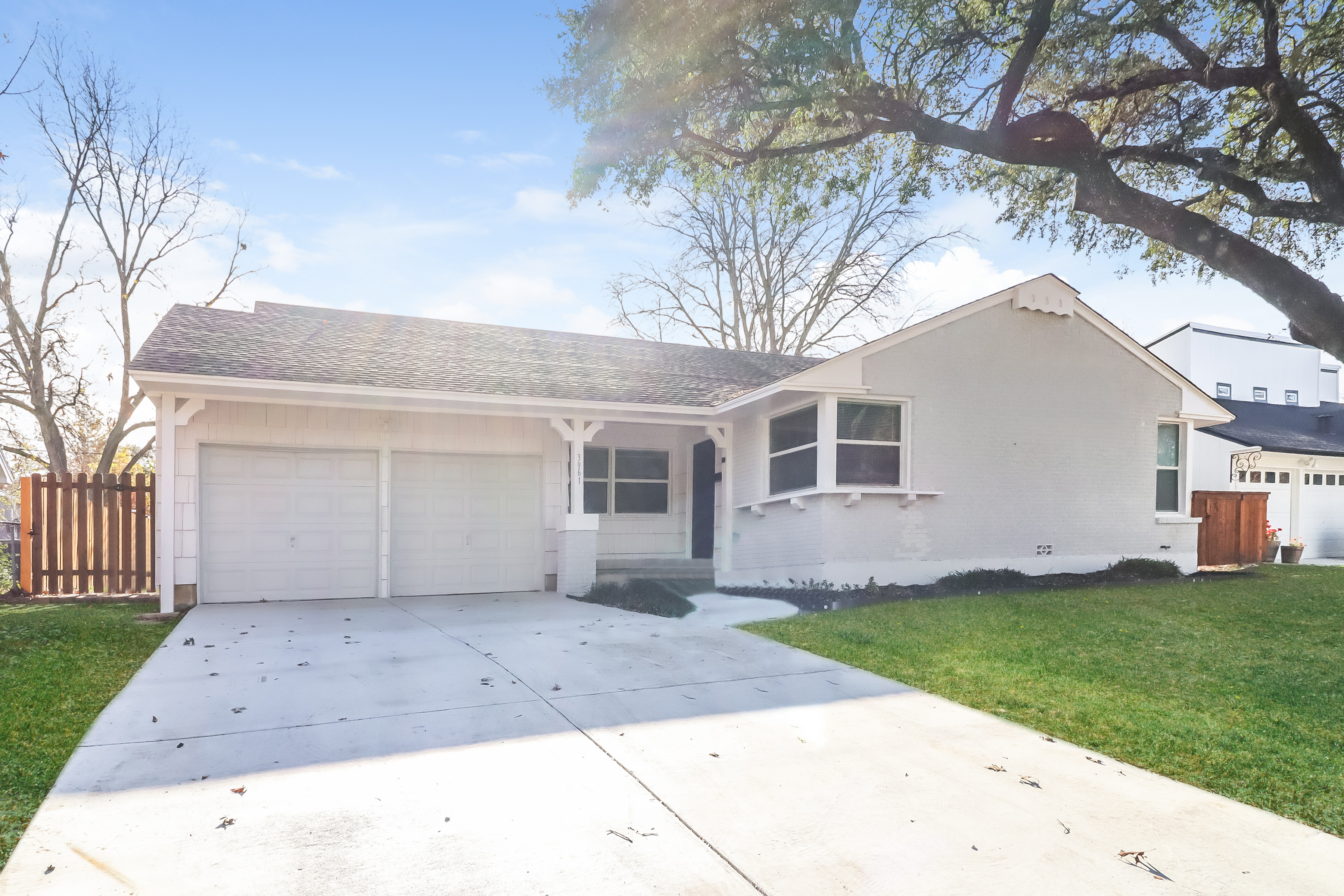 3961 W Spurgeon Street Fort Worth, TX 76133